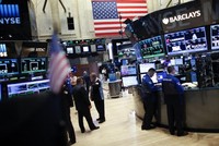 Hai góc nhìn đối lập từ các chuyên gia của Morgan Stanley và Goldman Sachs về thị trường 99Kl99 link đăng nhập